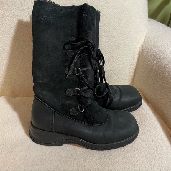 𝅺LA Canadienne suede leather sheepskin lined boots - Picture 1 of 9